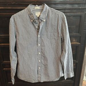 J. Crew Navy Blue and White Button Down Shirt secret wash shirting 98% organic